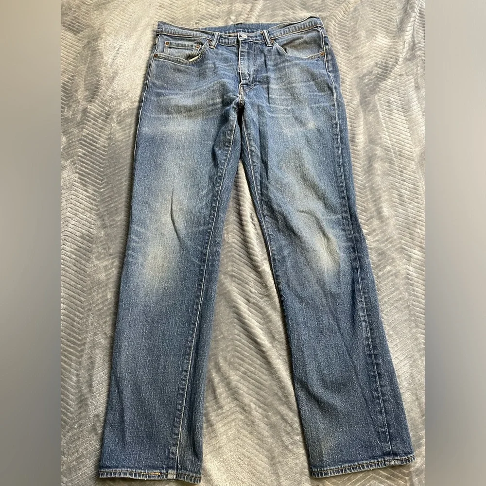 Mens Levi’s 541 Athletic Taper Stretch Jeans 32x32 (Actual 32x31)